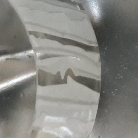 white choker style necklace - Picture 2 of 2